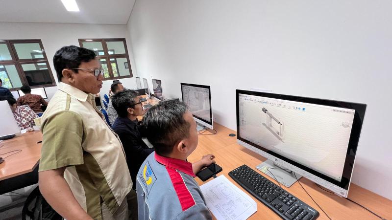 Fokus Peningkatan Skill Cad 3d Teknik Mesin Uny Adakan Pelatihan